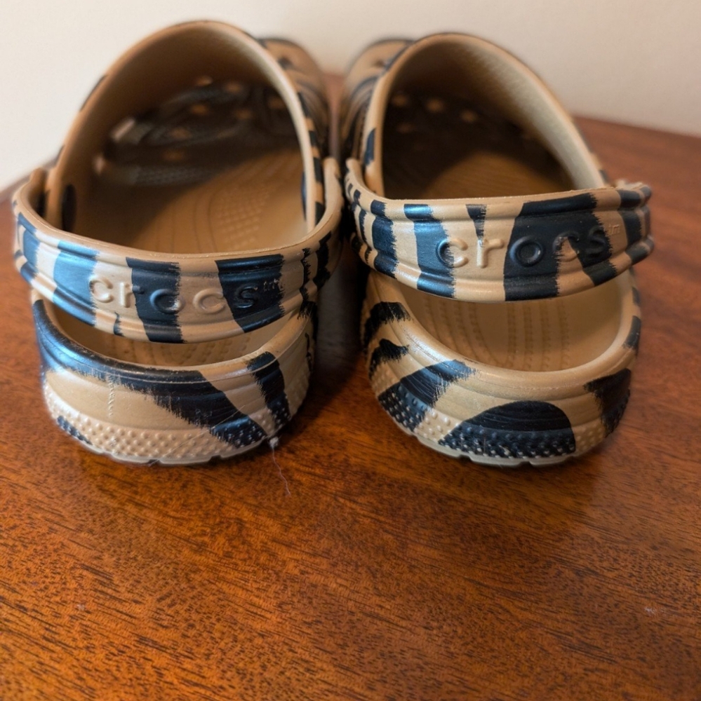 Crocs - Picture 5 of 6